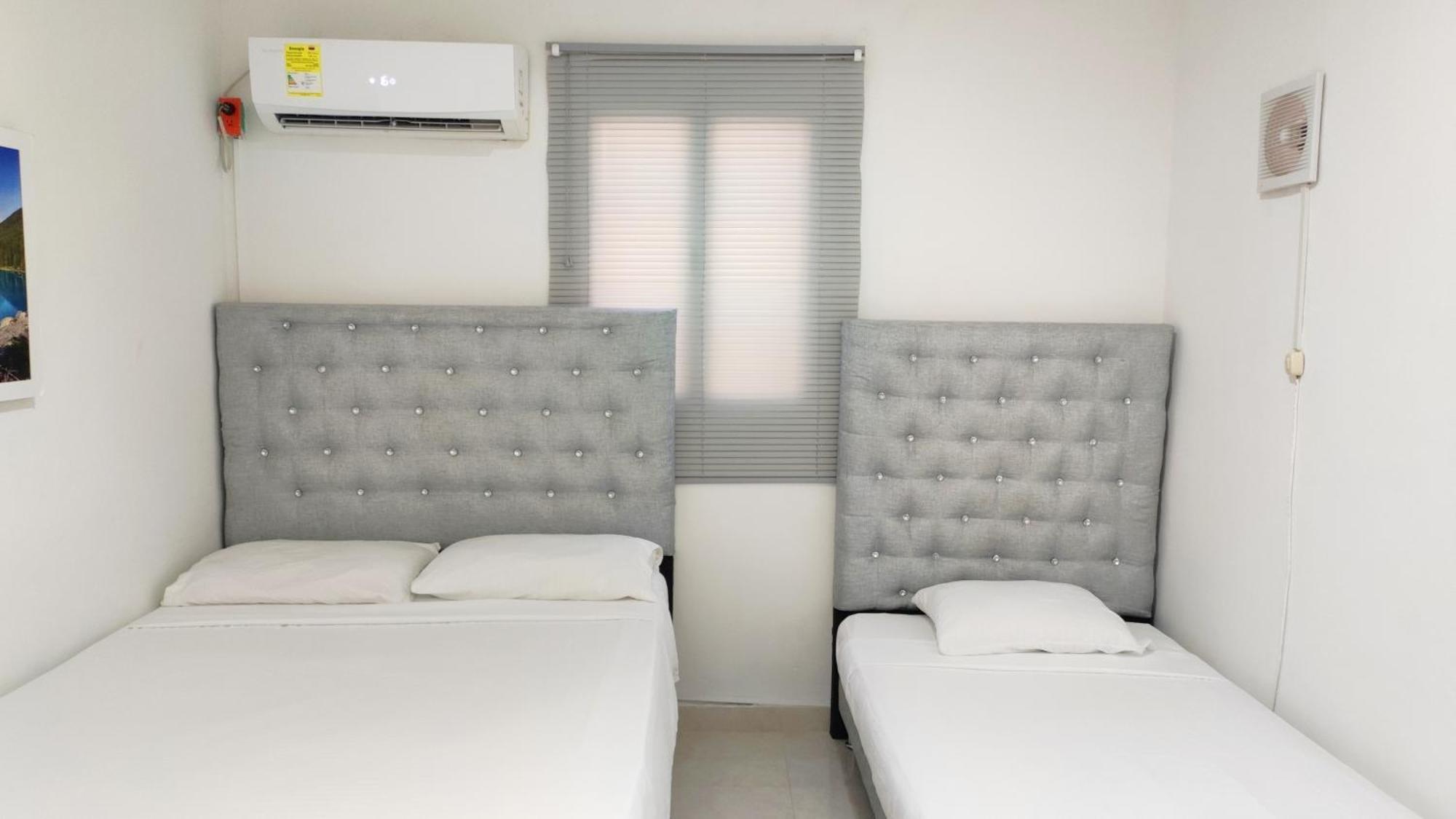 Apartamento Ana Ciudad Amurallada Cartagène Extérieur photo