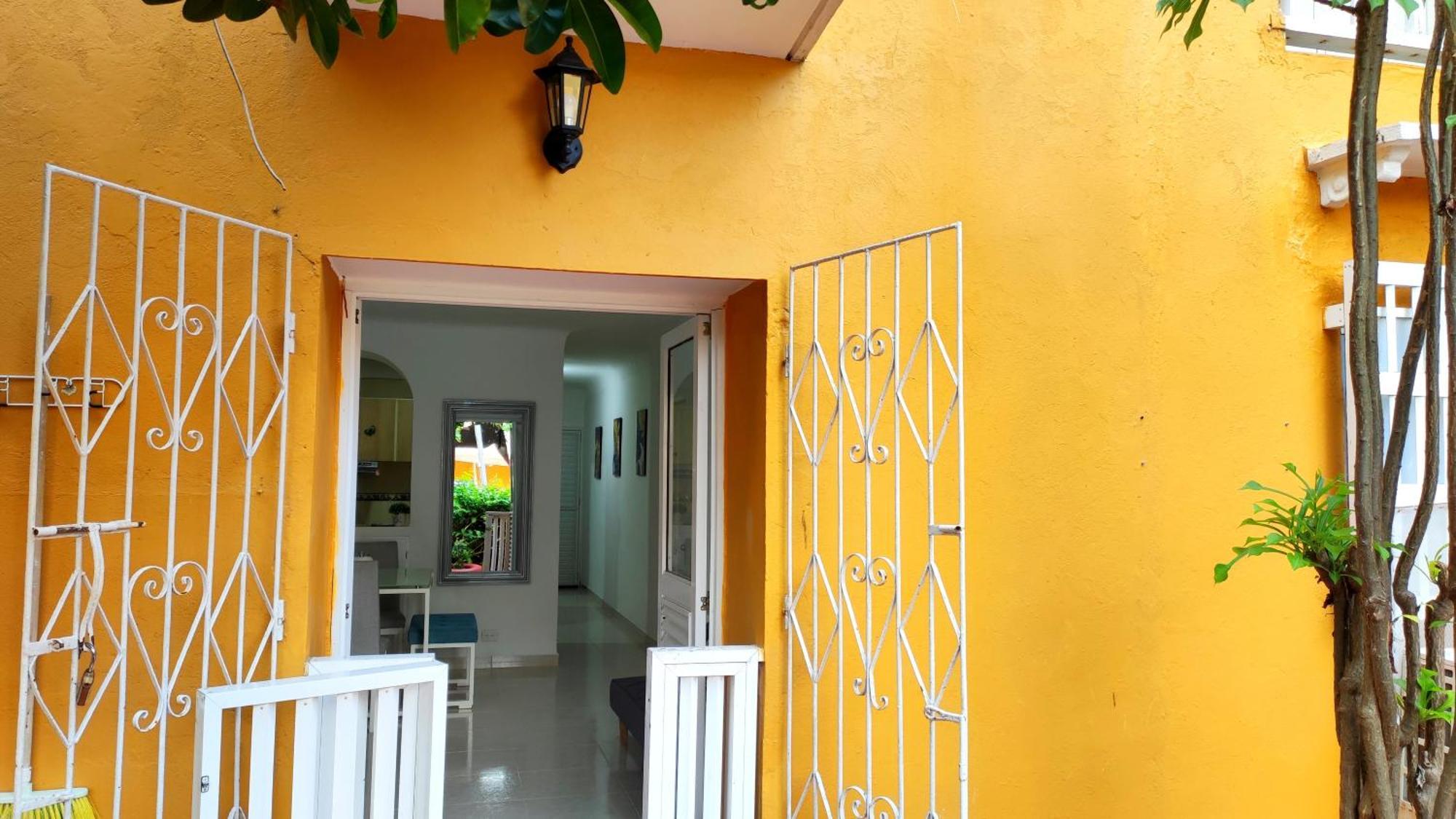 Apartamento Ana Ciudad Amurallada Cartagène Extérieur photo
